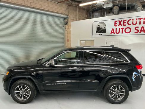 Used 2019 Jeep Grand Cherokee Limited image 8