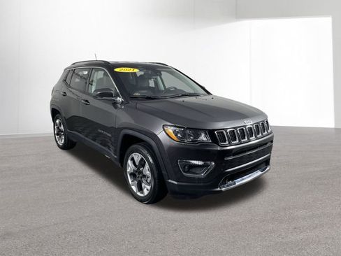 Used 2021 Jeep Compass Limited image 12