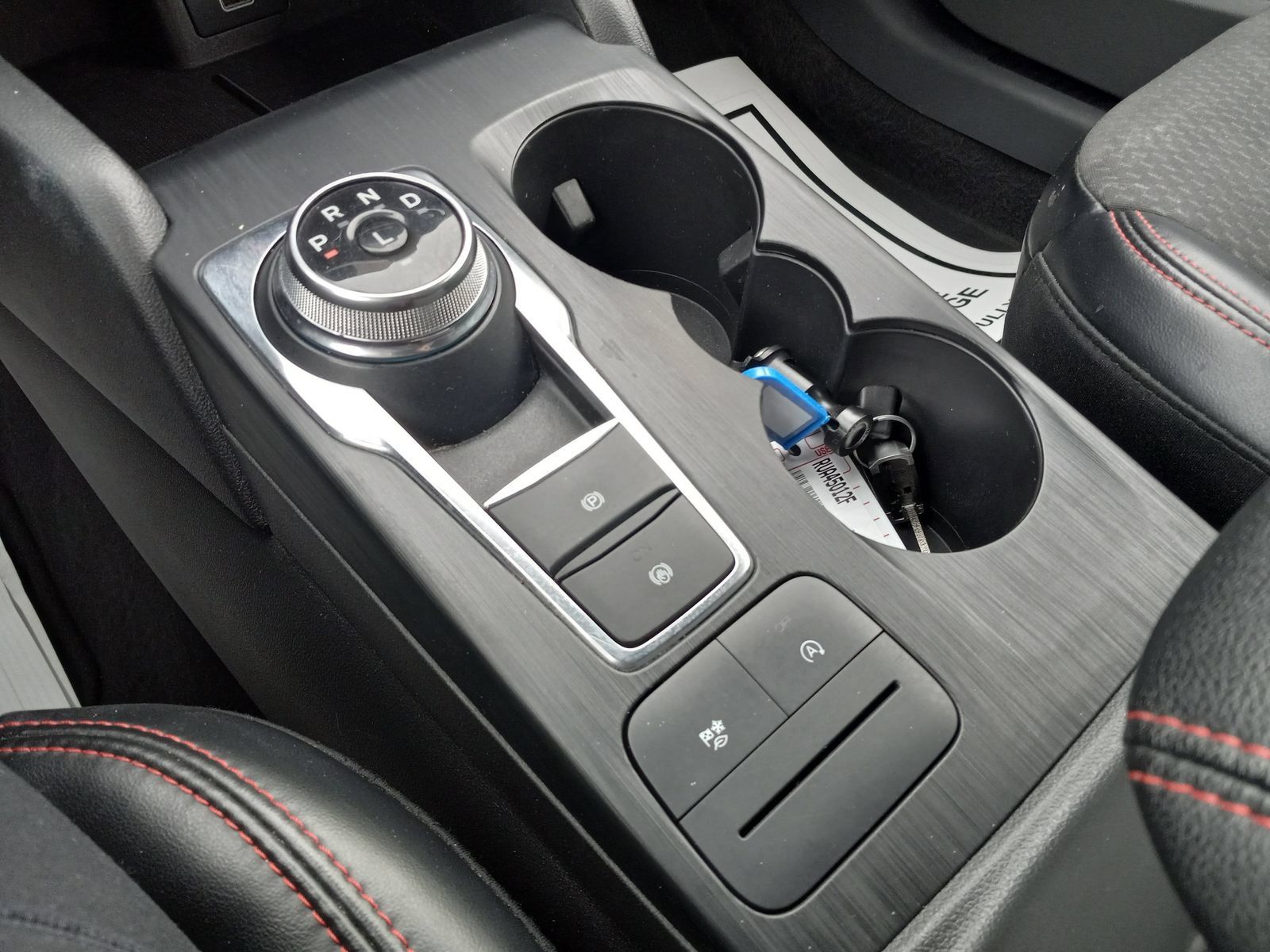 Used 2024 Ford Escape ST-Line w/ Cold Weather Package FWD image 23