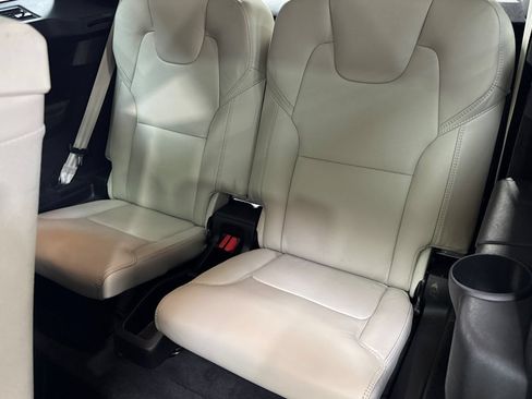 Used 2022 Volvo XC90 T8 Inscription w/ Advanced Package AWD/4WD image 17