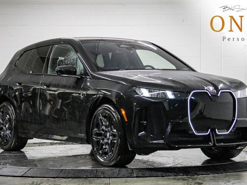 New 2026 BMW iX xDrive45 w/ M Sport Package image 1