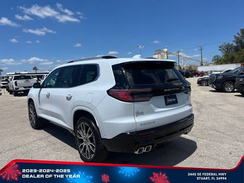 New 2026 GMC Acadia Denali Ultimate FWD image 5
