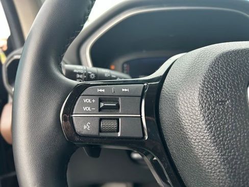 Used 2024 Honda Pilot Elite image 13