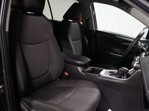 Certified 2024 Toyota RAV4 XLE FWD image 28