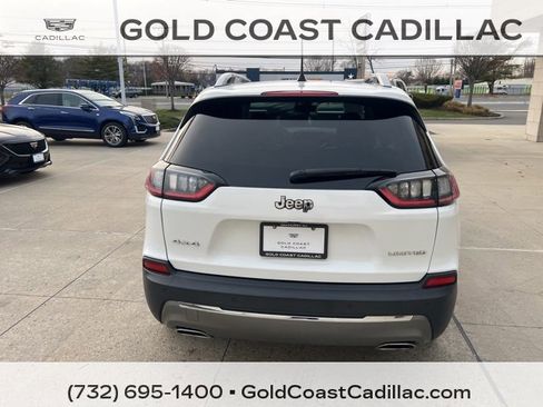 Used 2019 Jeep Cherokee Limited image 3