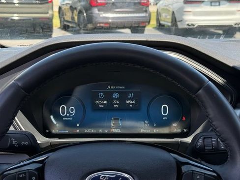 Certified 2023 Ford Escape Active w/ Tech Pack #2 FWD image 9