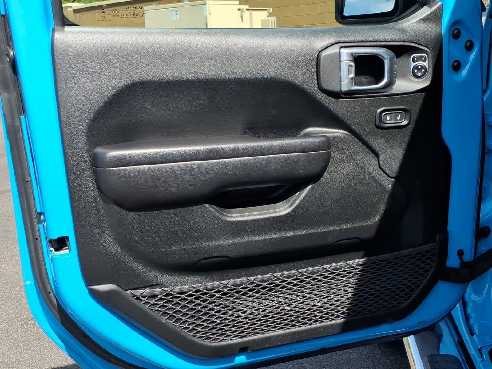 Used 2021 Jeep Wrangler Sport AWD/4WD image 23