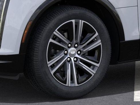 New 2026 Cadillac Lyriq Luxury AWD/4WD image 9