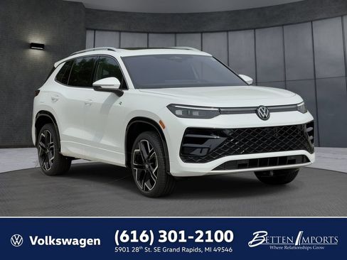 New 2026 Volkswagen Tiguan SEL R-Line AWD/4WD image 1