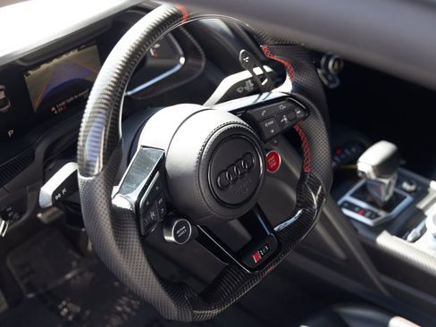 Used 2017 Audi R8 V10 w/ Carbon Exterior Package AWD/4WD image 23