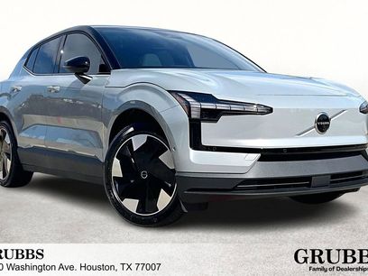 New 2026 Volvo EX30 Ultra w/ Protection Package Premier