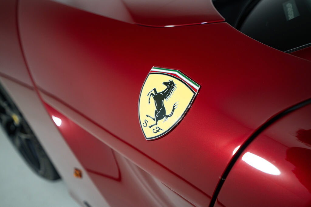 Used 2015 Ferrari F12 Berlinetta RWD image 19