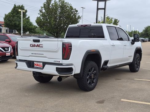 Certified 2024 GMC Sierra 2500 AT4 w/ AT4 Premium Plus Package AWD/4WD image 7