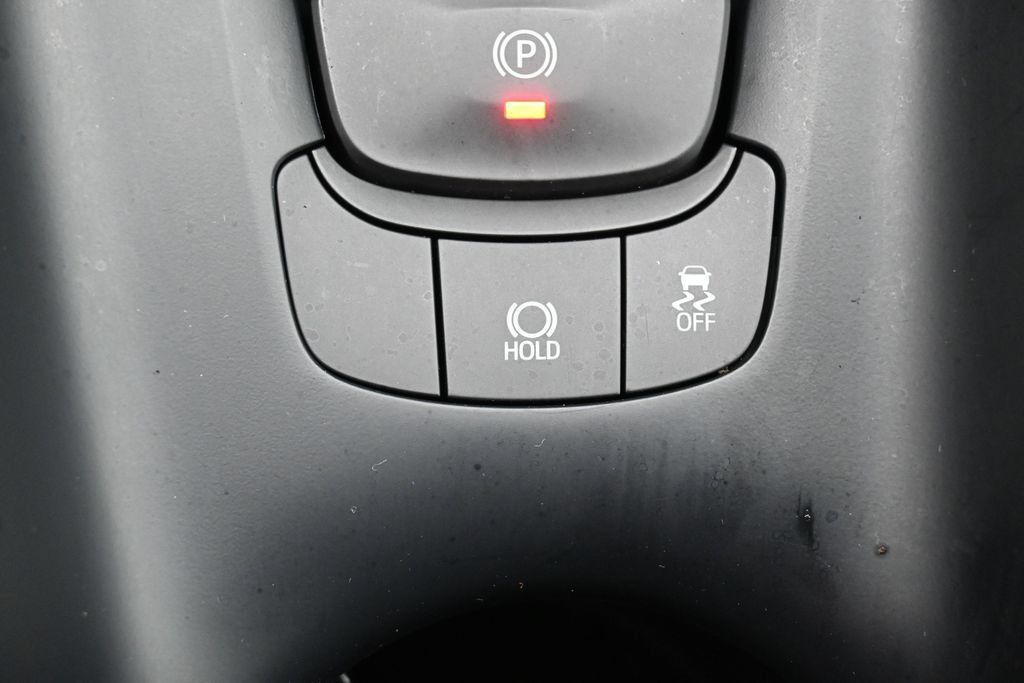 Certified 2018 Toyota C-HR XLE FWD image 25