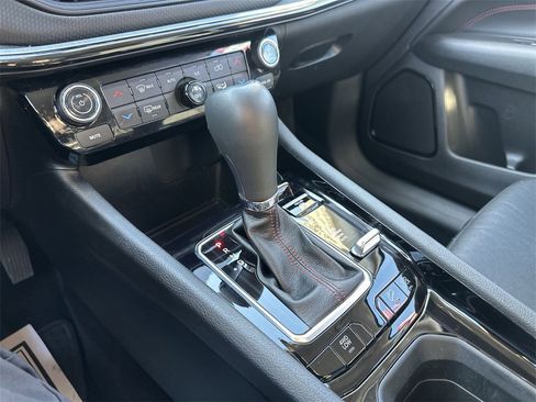 Used 2022 Jeep Compass Trailhawk w/ Trailhawk Convenience Group image 19