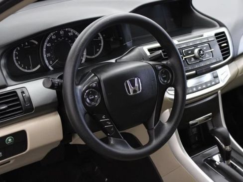Used 2015 Honda Accord LX image 12