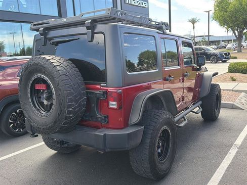 Used 2013 Jeep Wrangler Unlimited Rubicon w/ Max Tow Pkg image 4