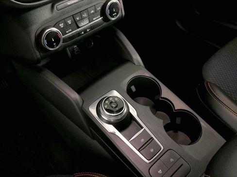 Used 2025 Ford Escape ST-Line FWD image 17
