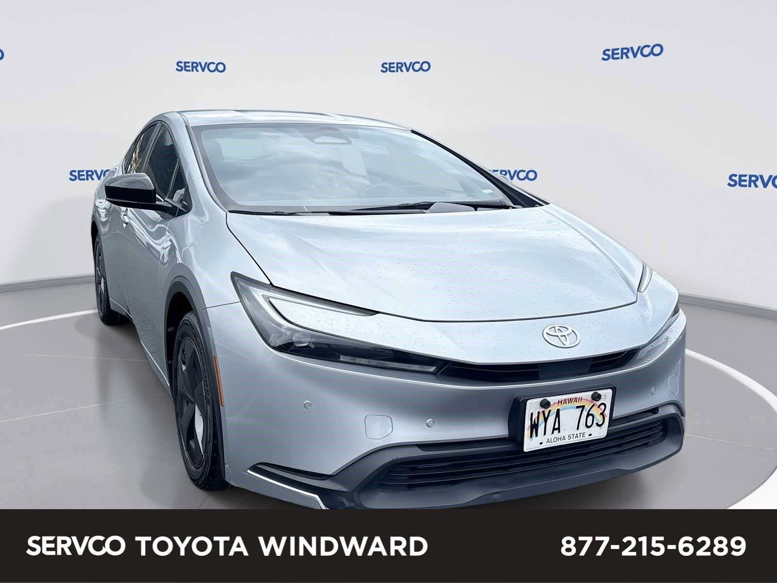 Used 2024 Toyota Prius LE FWD image 1