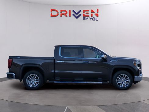 Used 2021 GMC Sierra 1500 SLT w/ SLT Premium Package image 6