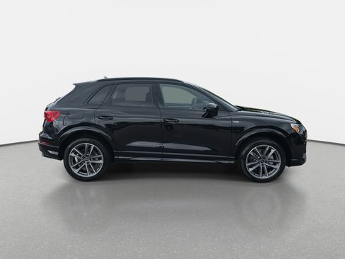 New 2025 Audi Q3 2.0T Premium image 4