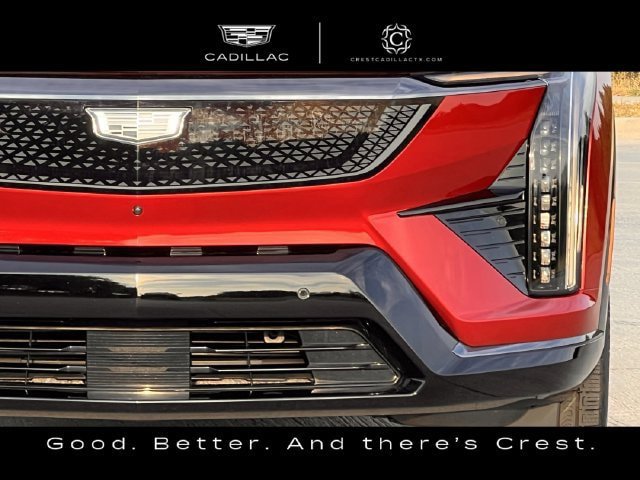 Used 2025 Cadillac Optiq Sport 2 w/ LPO, Floor Liner Package AWD/4WD image 11