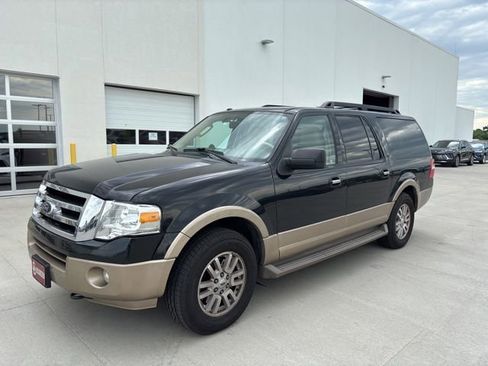 Used 2014 Ford Expedition EL XLT w/ Equipment Group 202A AWD/4WD image 7