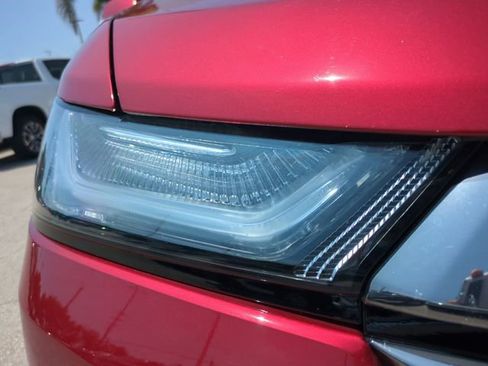 Certified 2023 Chevrolet Traverse RS AWD/4WD image 10