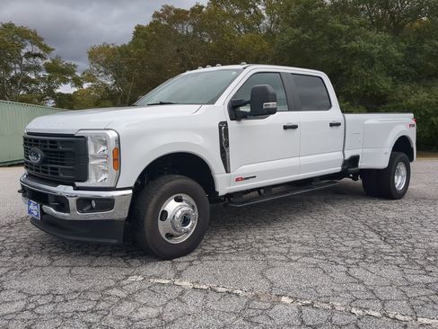 Certified 2024 Ford F350 XL w/ XL Driver Assist Package image 6