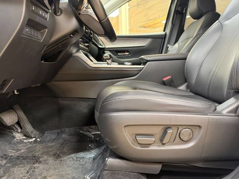 Used 2025 MAZDA CX-90 3.3 Turbo w/ Preferred Package AWD/4WD image 28