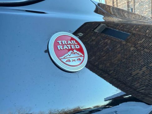 Used 2017 Jeep Compass Trailhawk w/ Leather Interior Group image 39