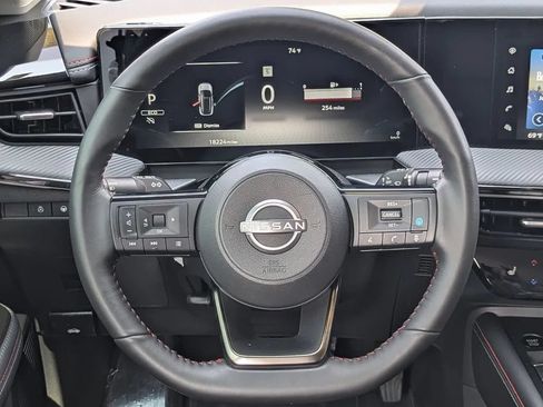 Certified 2025 Nissan Kicks SR w/ SR Premium Package FWD image 20