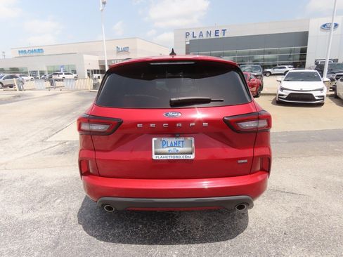 Used 2024 Ford Escape ST-Line w/ Equipment Group 301A FWD image 13