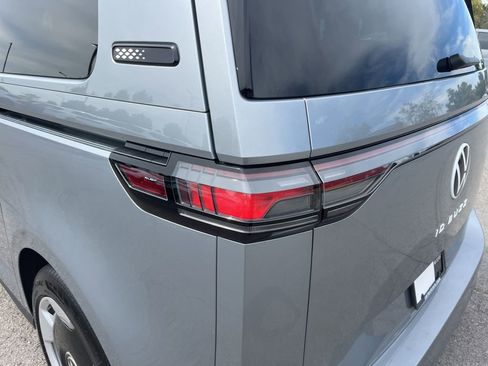 New 2025 Volkswagen ID. Buzz Pro S image 12