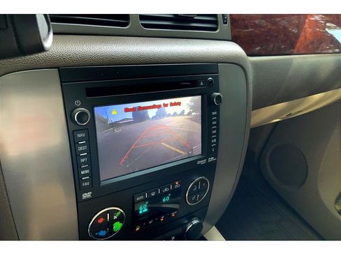 Used 2013 GMC Sierra 3500 SLT image 22