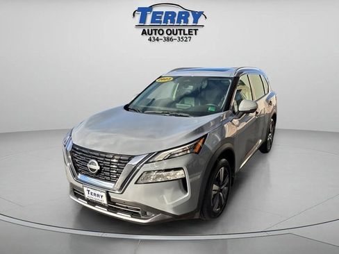 Used 2023 Nissan Rogue SL w/ SL Premium Package image 4