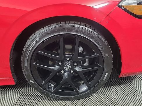 Used 2024 Honda Civic Sport image 3