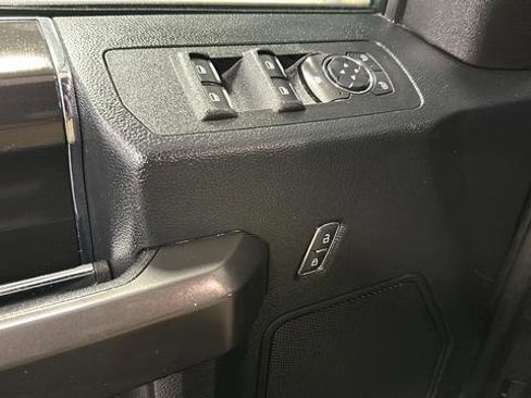Used 2019 Ford F150 XLT w/ Equipment Group 302A Luxury AWD/4WD image 21