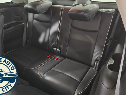 Used 2017 INFINITI QX60 Luxe AWD/4WD image 30