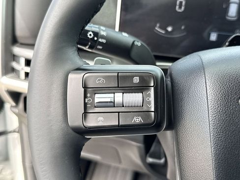 Used 2025 Hyundai Santa Fe SEL image 26