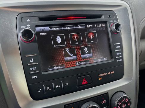 Used 2013 GMC Acadia SLE FWD image 14