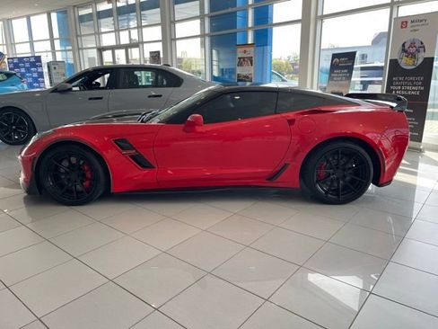 Used 2017 Chevrolet Corvette Grand Sport image 5