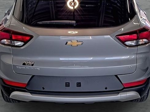 New 2026 Chevrolet TrailBlazer LT w/ Convenience Package FWD image 11