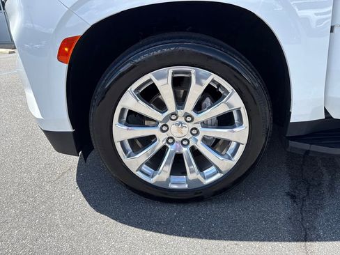 Used 2023 Chevrolet Tahoe Premier AWD/4WD image 27