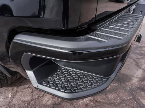 Used 2025 GMC Sierra 1500 Elevation image 54