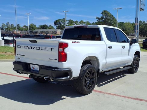 Used 2023 Chevrolet Silverado 1500 Custom Trail Boss w/ LPO, Dark Essentials Package AWD/4WD image 6