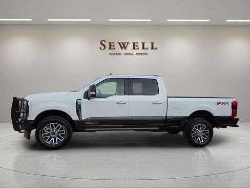 Used 2025 Ford F350 King Ranch AWD/4WD image 2