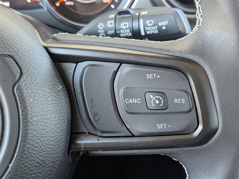 Used 2023 Jeep Wrangler Sport image 28