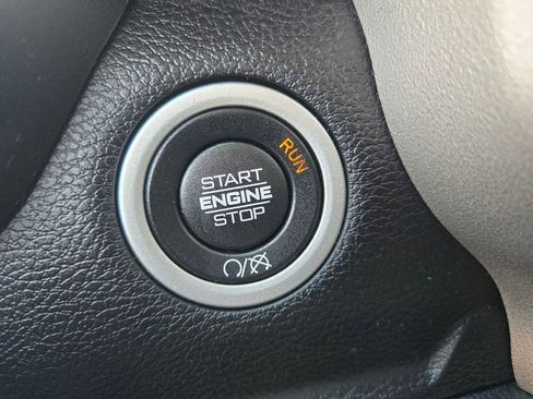 Used 2022 RAM 2500 Laramie w/ Safety Group B image 17