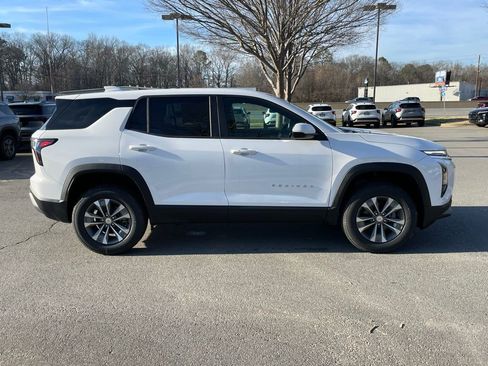 New 2026 Chevrolet Equinox LT image 9